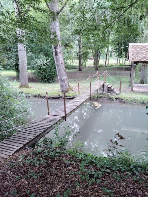 Maison De Village En Bord De Riviere Narcy Buitenkant foto