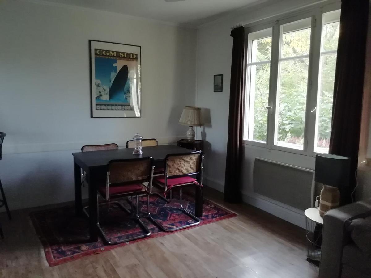 Maison De Village En Bord De Riviere Narcy Buitenkant foto